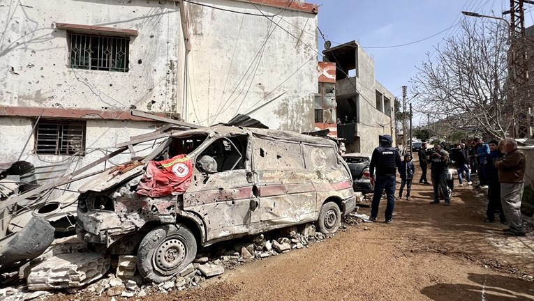 Izrael u napadu na Libanon pogodio vozilo s UN-ovim promatračima, nekoliko ranjenih