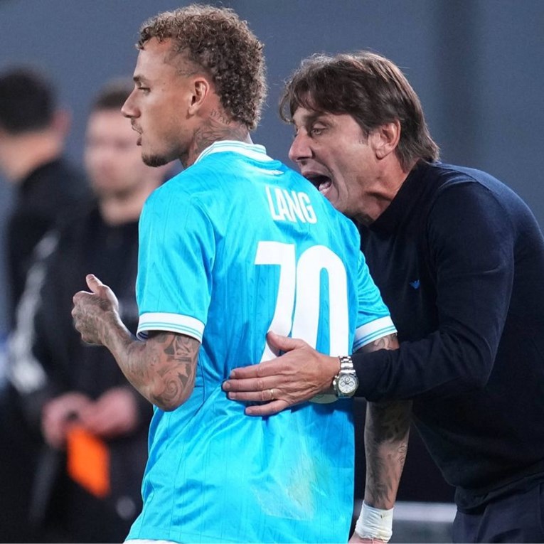 Napolijeva zvijezda o Conteovim metodama: Nisam vidio loptu 28 dana