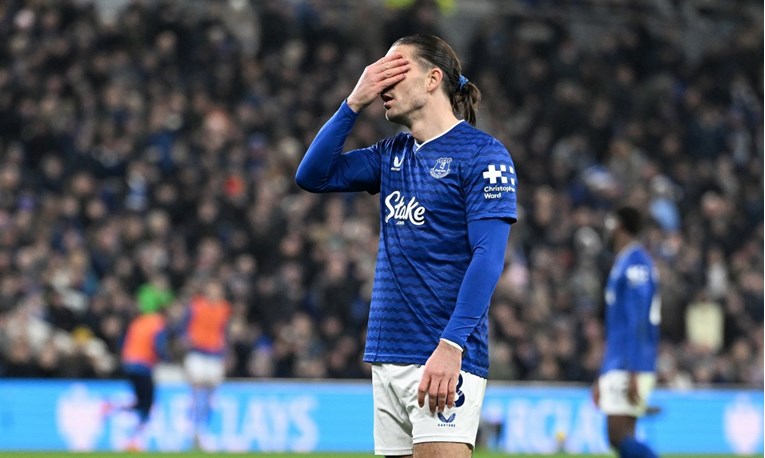 Grealish voli uzgajati povrće. U sporu je s lokalcima zbog vrta iza vile od 6 mil. €