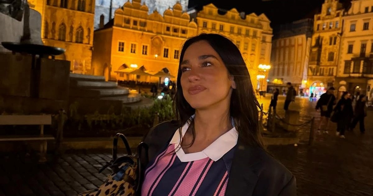 "Odlična je": Dua Lipa oduševila izborom knjige