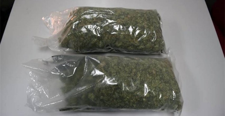 Policija čovjeku u Zagrebu našla gram trave. U stanu mu našli gotovo 2 kilograma