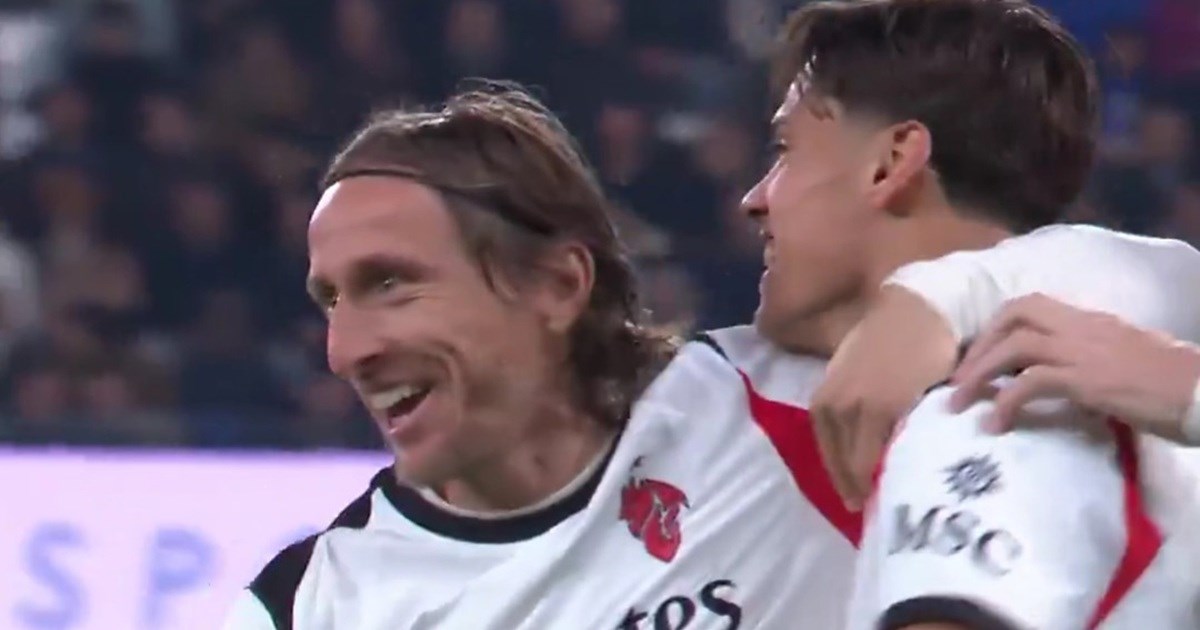 Pogledajte slavlje Modrića i strijelca. Navijači: "On je poput ponosnog ujaka"