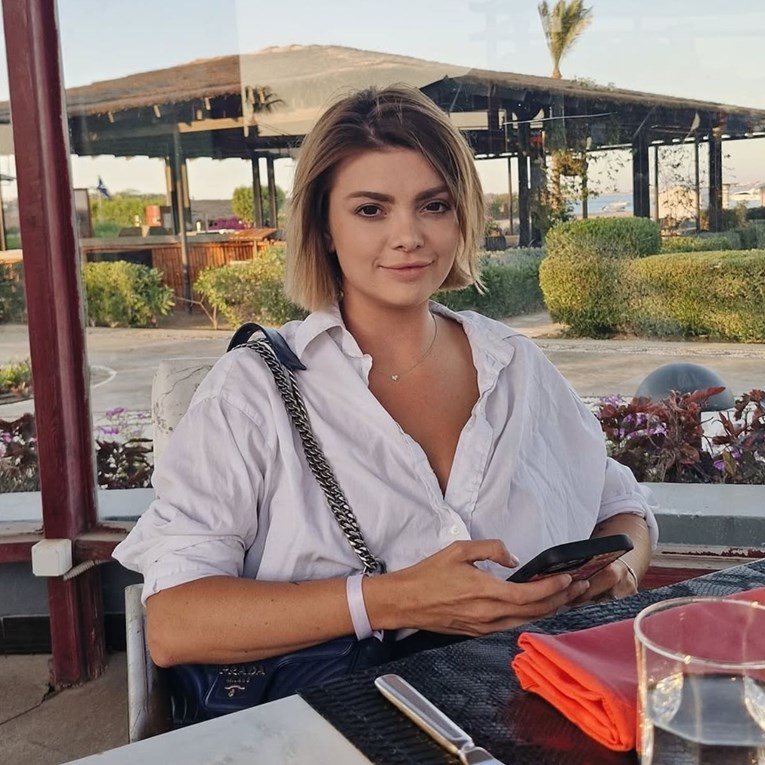 Ella upozorila pratitelje na reklamu za igru: "Nisam dala dozvolu, nemojte skidati"