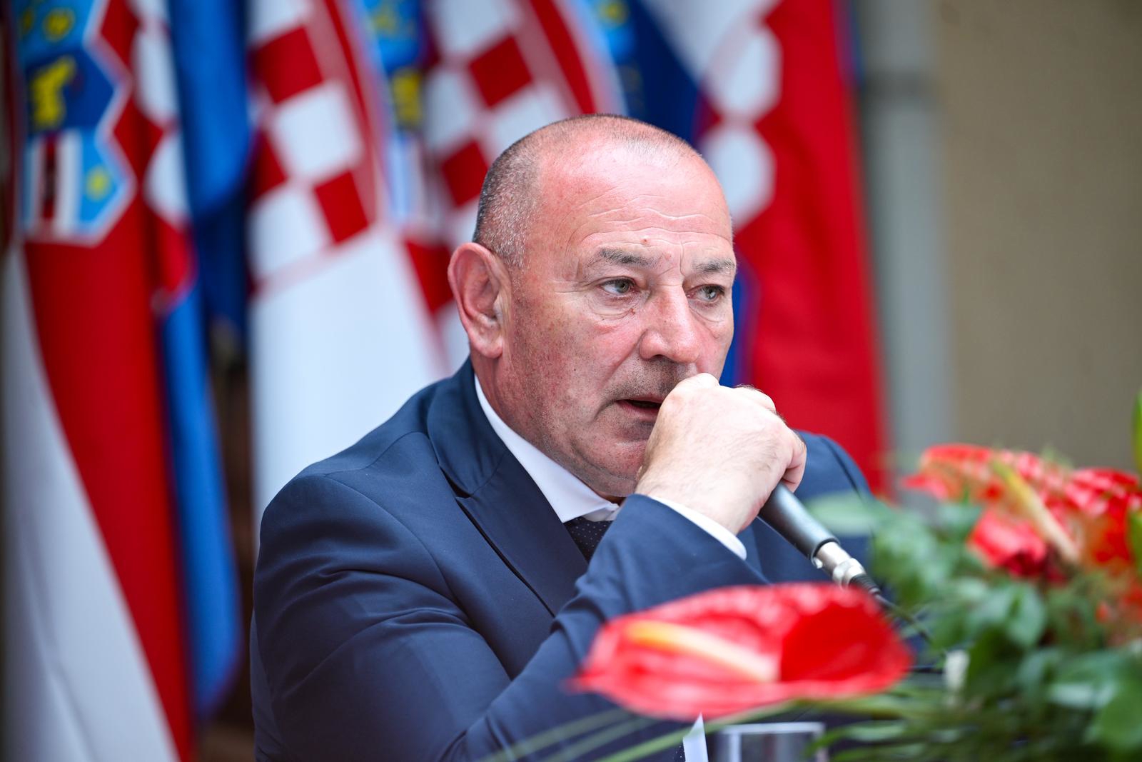 Vlada povećava braniteljske mirovine. Medved uskoro objavljuje detalje