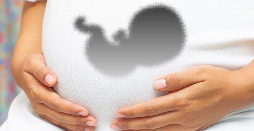 Znanstvenici su konačno riješili misterij zašto se bebe ritaju u maternici