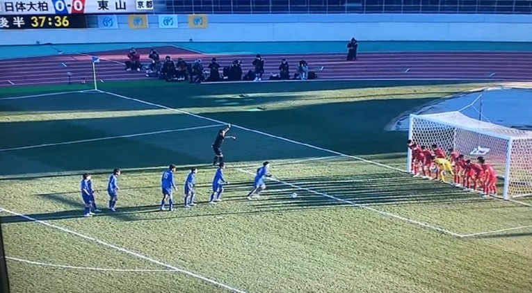Najluđi indirekt ikad. 11 igrača je branilo gol, a protivnik je izveo nešto neviđeno