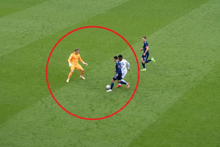 Bizarna greška Sommera koštala Leku. Pogledajte kako je poklonio gol Villi