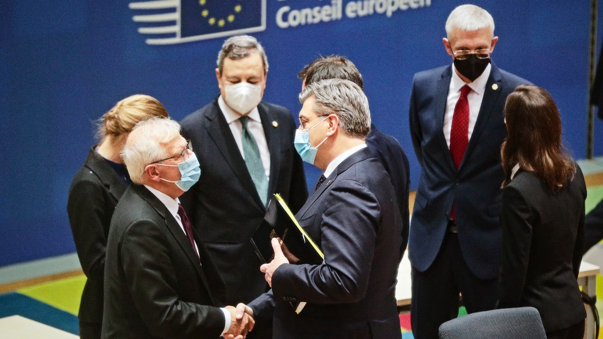 EU sastanči o novim sankcijama Rusiji, Plenković se čuo s ukrajinskim premijerom