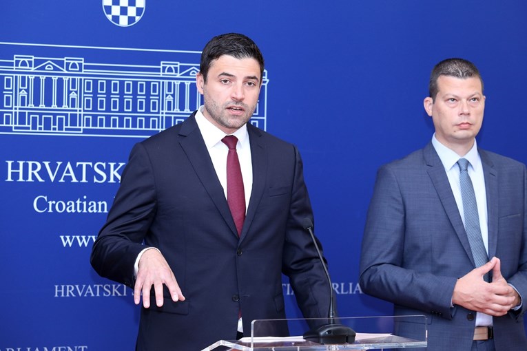 SDP o Kuščeviću: "Smatramo da je on otišao, samo to još ne zna"