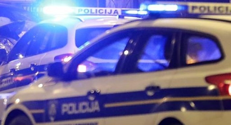 Teška prometna nesreća kod Virovitice: Poginuo muškarac, dvije osobe ozlijeđene