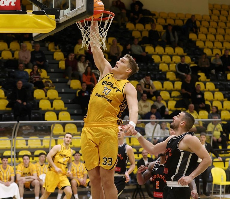 Košarkaši Splita ubacili 110 poena i uvjerljivo svladali Šibenku