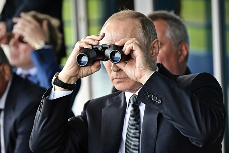 Ruska šutnja na Trumpove prijetnje Grenlandu je znakovita. "Putinu bi to bio poklon"