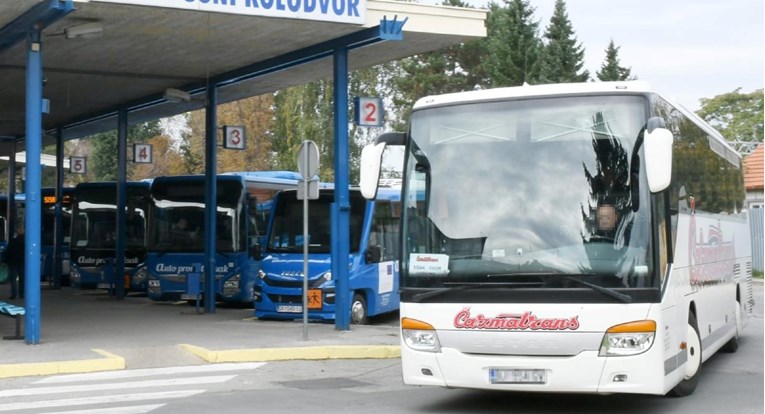 Mrtav pijan kod Varaždina vozio ukradeni autobus