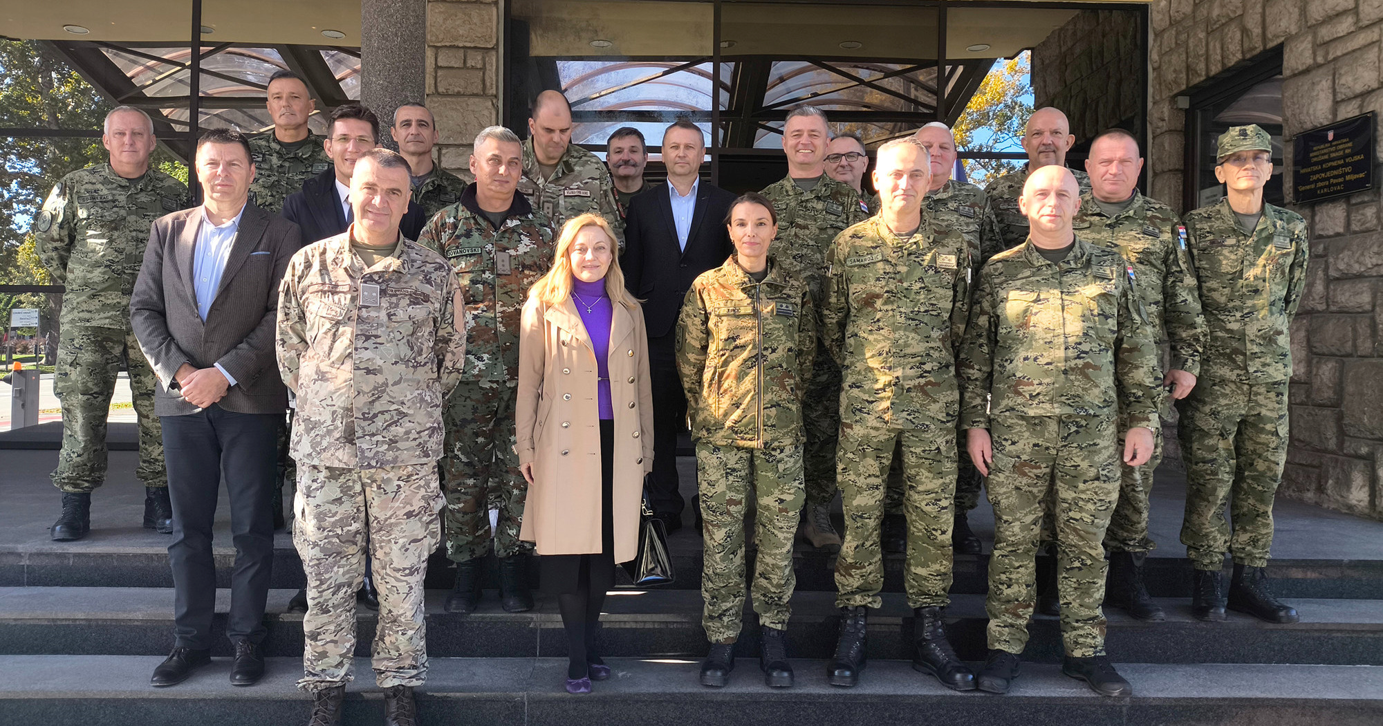 Petir i Troskot upisali ratnu školu, onu zbog koje se Milanović svađao s HDZ-ovcima