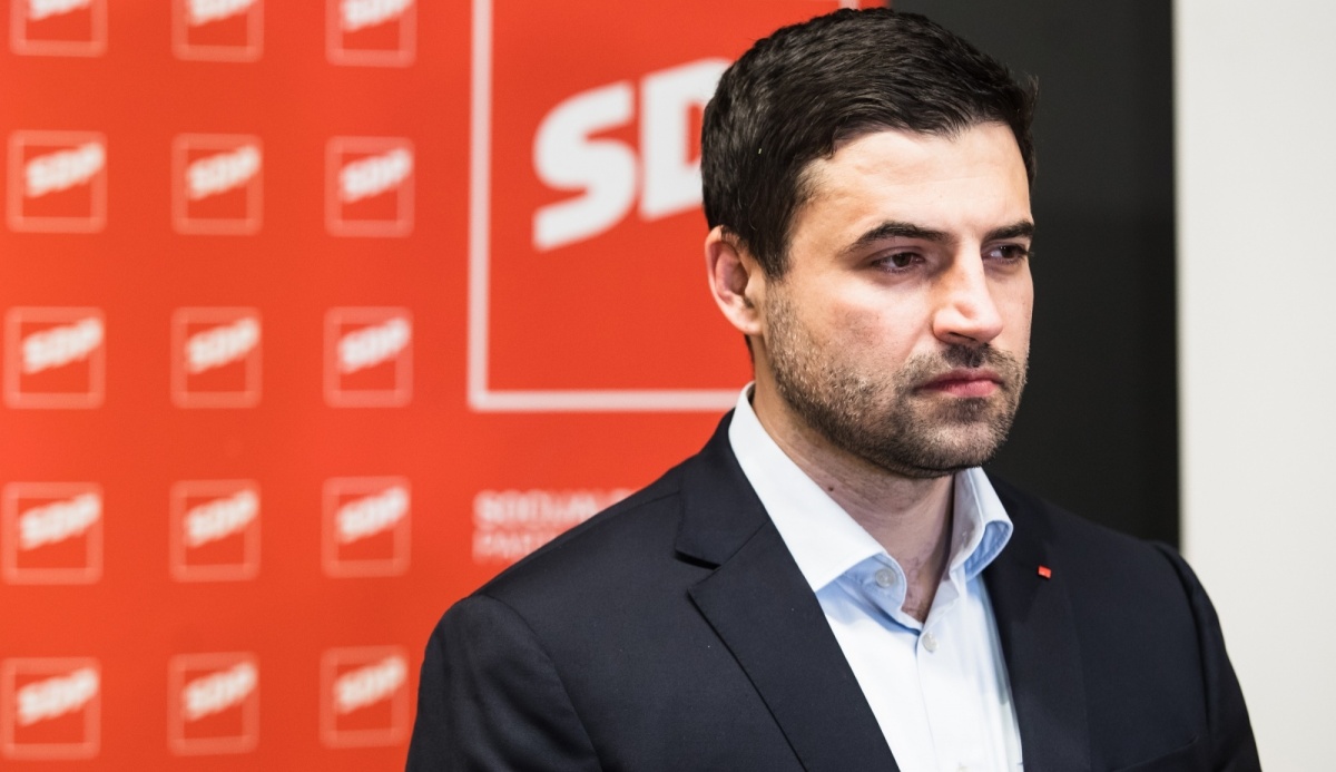 FOTO Pogledajte kako je Bernardić izgledao jutro poslije tuluma u Splitu