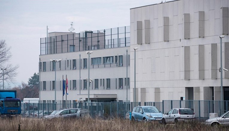 Policajci u Trilju se ipak testirali i vratili na posao