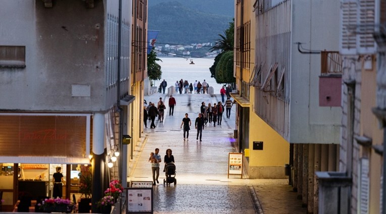 U Zadarskoj županiji 15 novih slučajeva. Testirana 343 uzorka, umrla jedna osoba