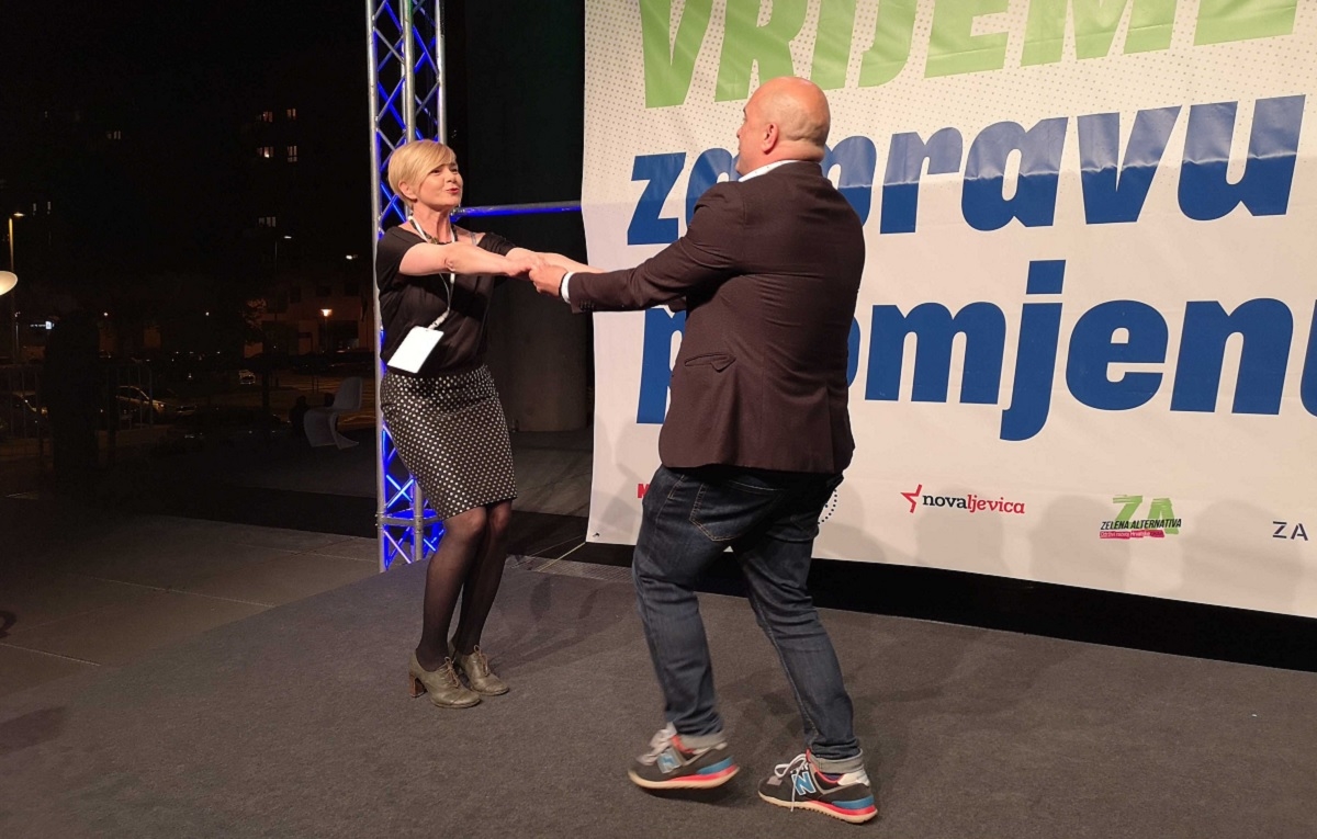 VIDEO Ovako se slavilo cijelu večer u stožeru Tomaševića. Pjesma, ples i suze