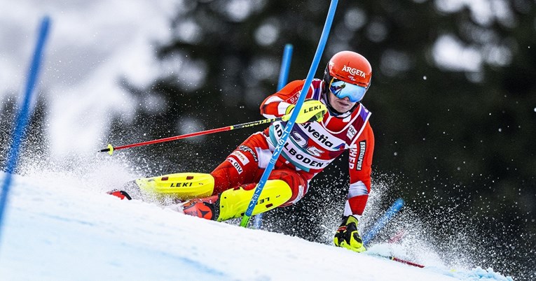 Dvojica hrvatskih skijaša u drugoj slalomskoj vožnji, Rodeš ispao nakon pogreške