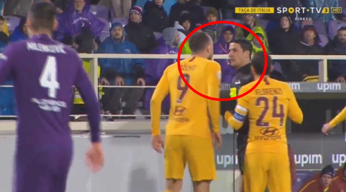 VIDEO Džeko kažnjen zbog pljuvanja suca