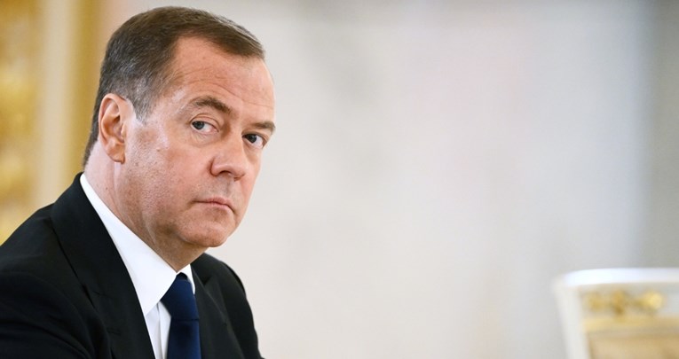 Medvedev: SAD bi mogao doživjeti novi 11. rujna, ali s nuklearnim oružjem