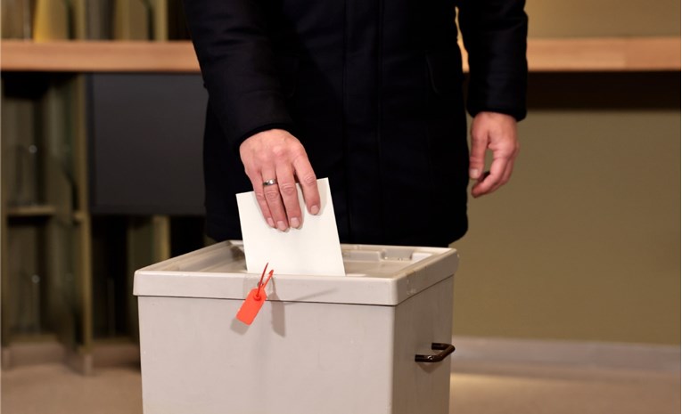 Austrijski socijaldemokrati po izlaznim anketama pobjeđuju na regionalnim izborima