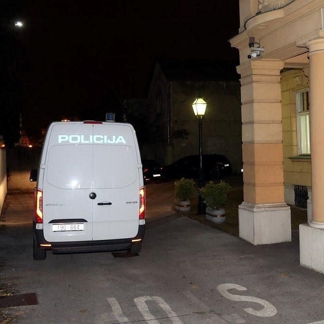 Uskok optužio 20 osoba i autoškolu. Izdavali lažne potvrde za vozače kamiona i buseva
