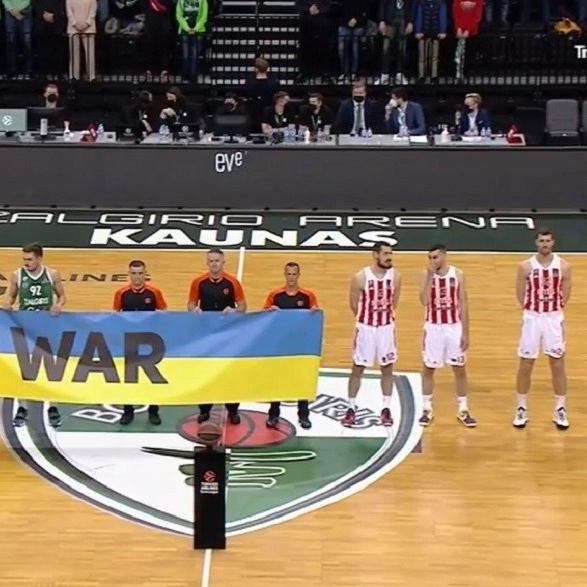 VIDEO Zvezda nije htjela držati natpis "Zaustavite rat". Litvanci poludjeli