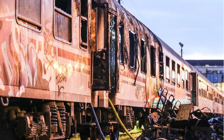 Čovjek u Tovarniku izgorio na krovu vlaka, objavljeni novi detalji