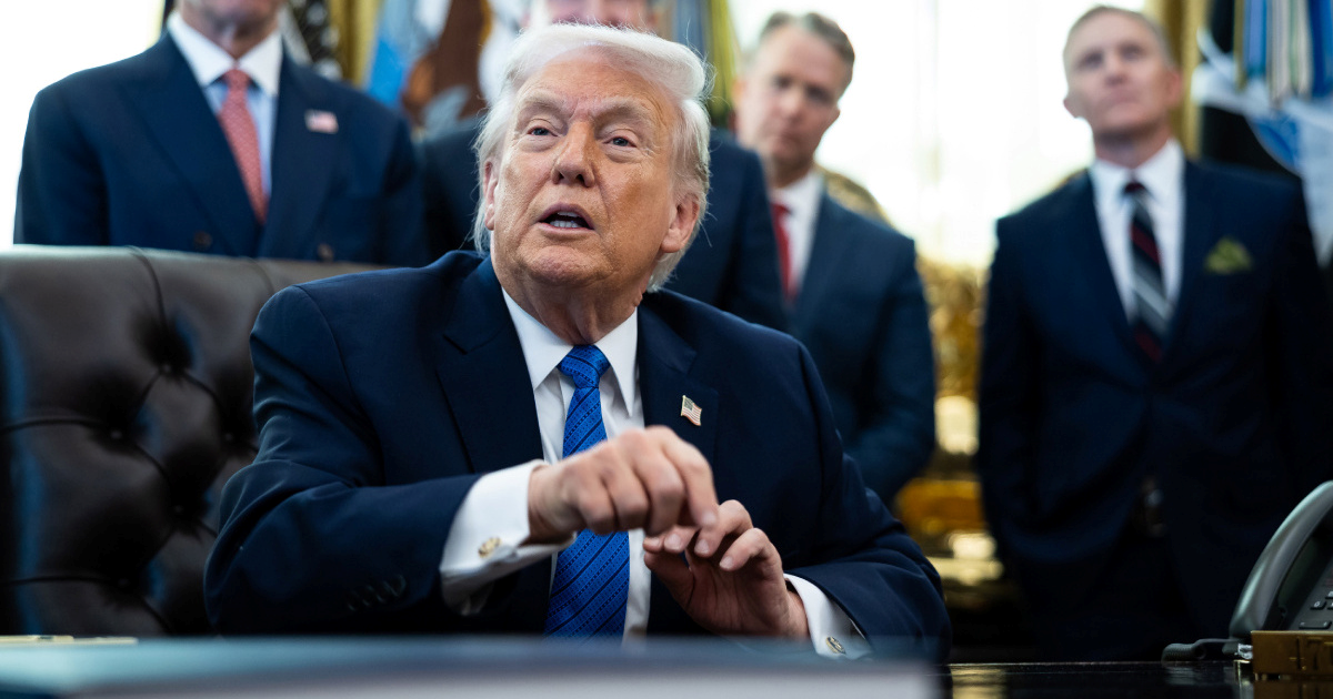 Trump otkrio nevjerojatan plan. Do ljeta će pored Bijele kuće napraviti stadion