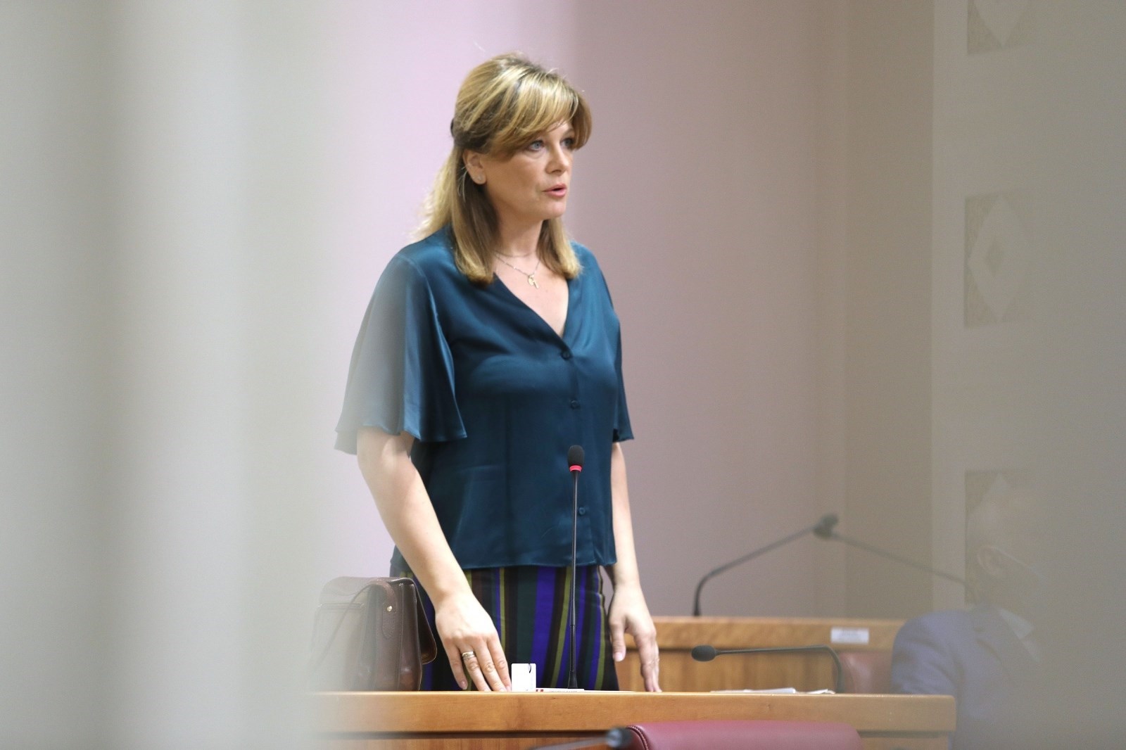 U saboru održana minuta šutnje za žrtve genocida u Srebrenici