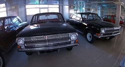 VIDEO Skupio je kolekciju najpopularnijih automobila SSSR-a, kao novi su i prodaju se