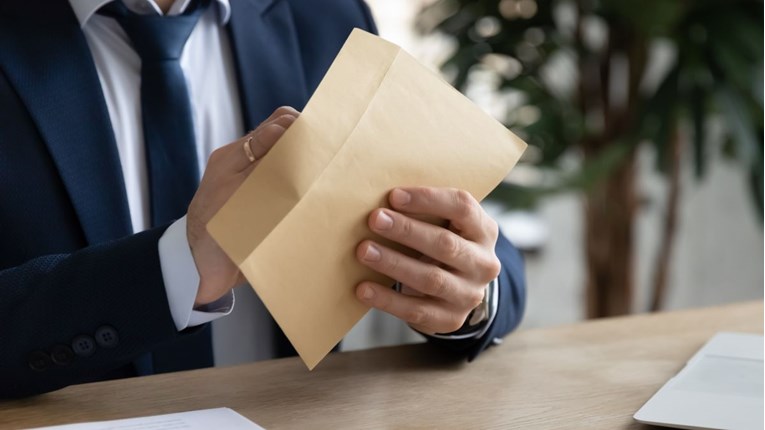 Dvojac kod Vukovara upao u dug pa krivotvorio bankovne izvode