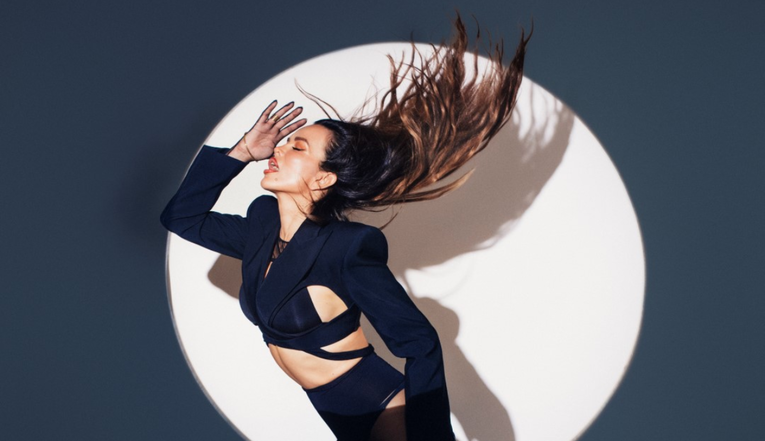 Severina na novom albumu obradila stari hit Sandija Cenova?