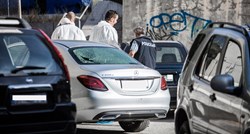 Eksplodirala bomba pod autom u Splitu, oštećeno šest auta