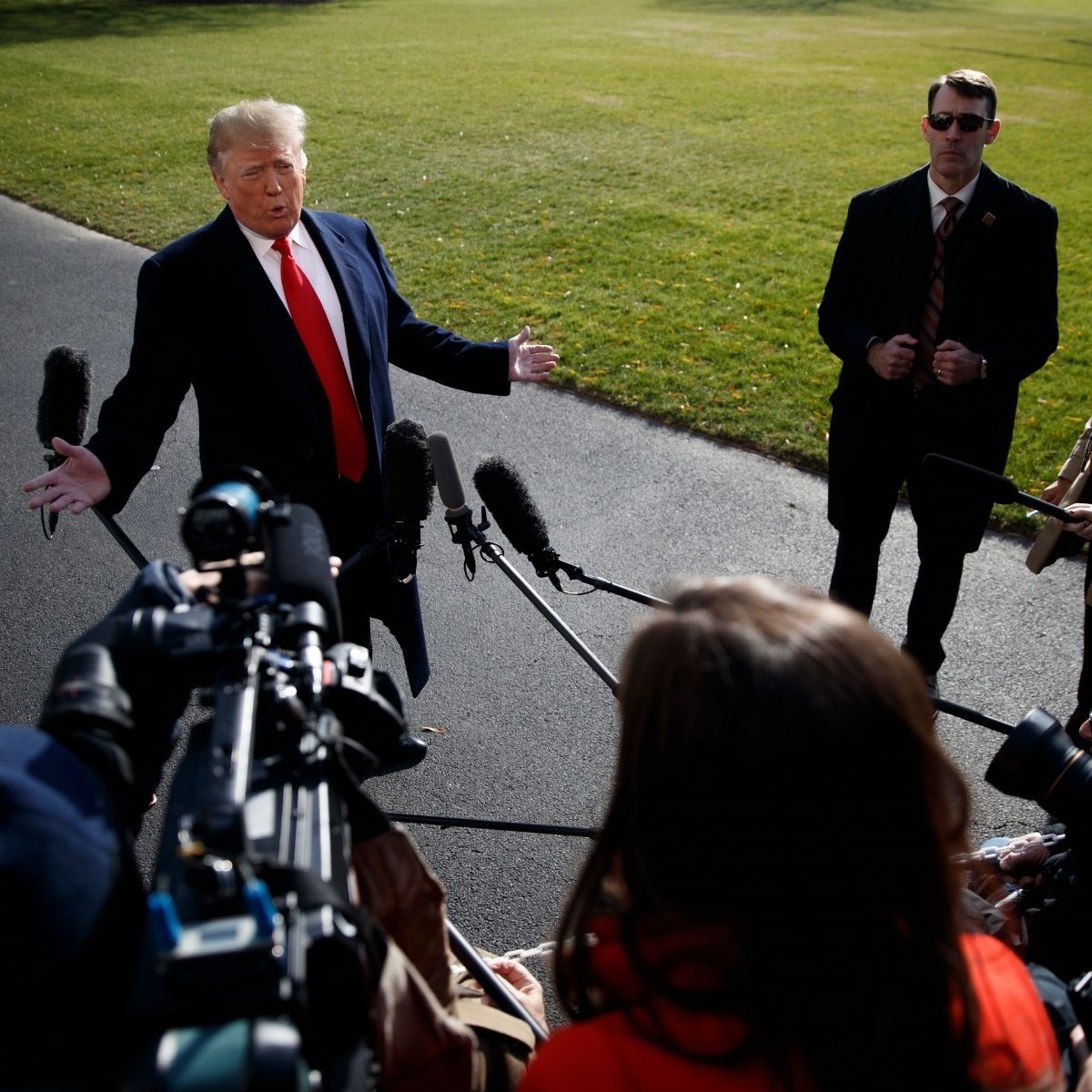 Trump opet napao Zelenskog. Izvori: Bijela kuća radi na planu u korist Rusije