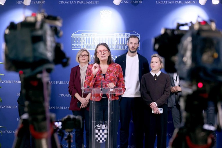 Možemo: Vlada pogoduje građevinskim lobijima, a ne građanima koji teško dolaze do doma