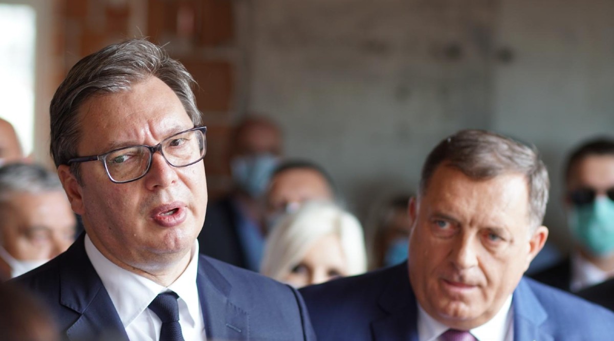 Dodik ponudio Vučiću da na pregovorima, ako prizna Kosovo, prizna i Republiku Srpsku