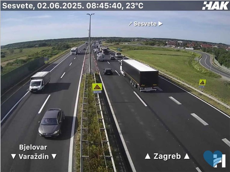 Na A4 prije Zagreba kolona osam kilometara