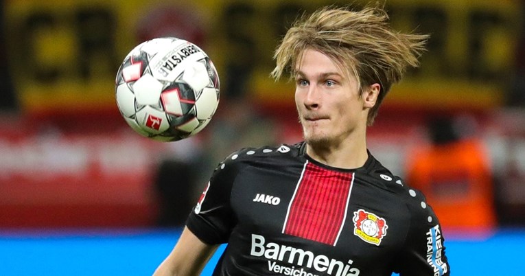 Transferi i glasine dana: Dinamo doveo veznjaka, Tin Jedvaj pronašao novi klub