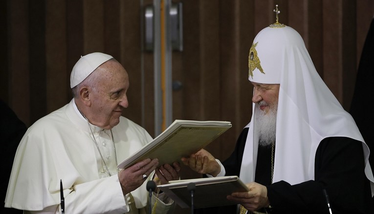 Papa: Ruski patrijarh mi je 20 minuta čitao opravdanja za rat u Ukrajini