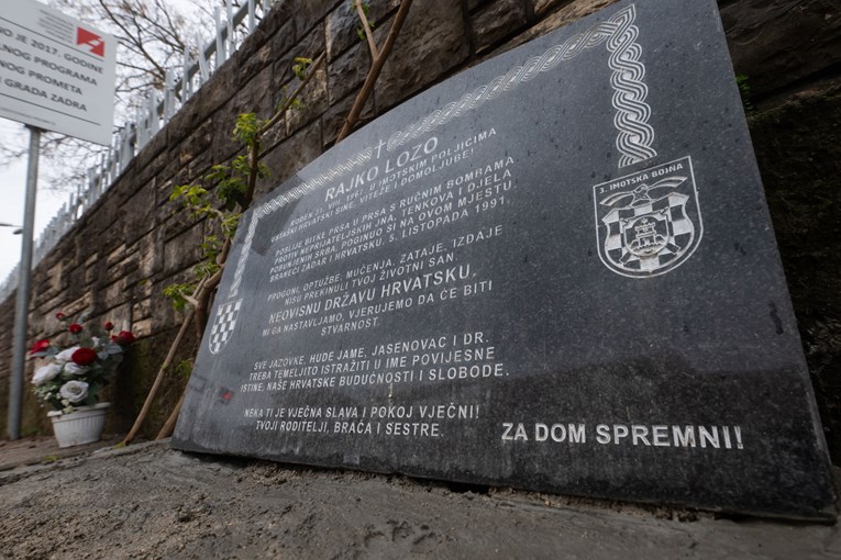 U Zadru nova spomen-ploča Rajku Lozi, piše "ustaški sin". Suborac: Zašto to rade?