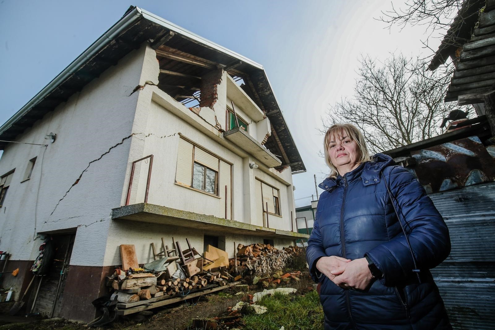 Glinska dogradonačelnica: Pomoć je ok, ali trebalo je obnoviti kuće