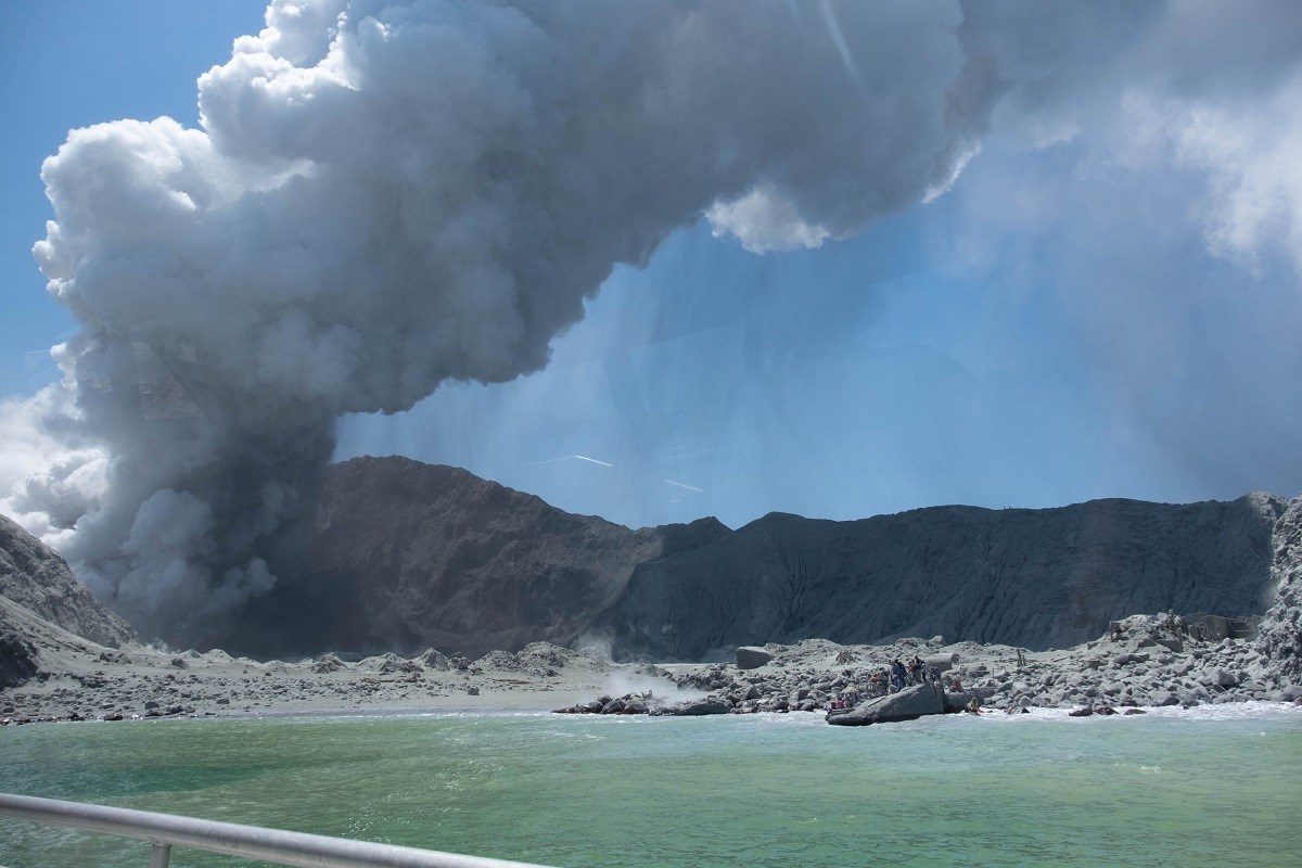 Tijela dvoje stradalih u erupciji na Novom Zelandu možda nikad ne budu pronađena