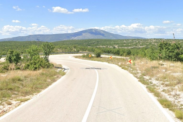 Objavljeni detalji teške prometne kod Drniša. Jedan mrtav, četvero ozlijeđenih