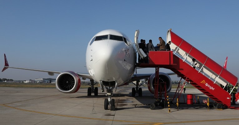 Boeing obustavio nabavu titanija iz Rusije