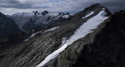 Švicarski ledenjaci izgubili 10% volumena u dvije godine: "Ovo je katastrofa"