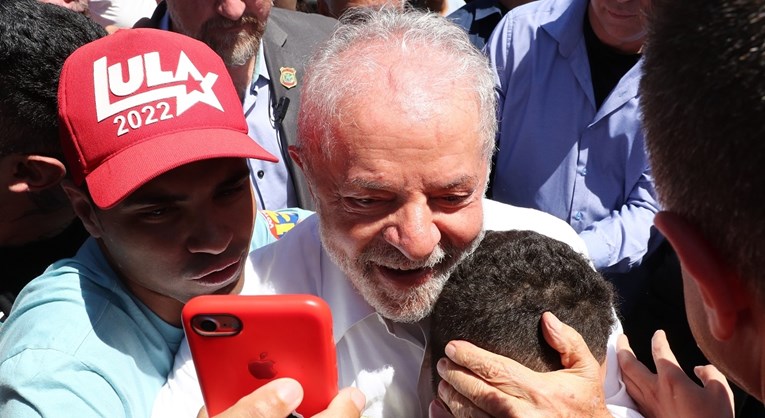 Bio je predsjednik pa godinu i pol u zatvoru. Sad je opet predsjednik. Tko je Lula?