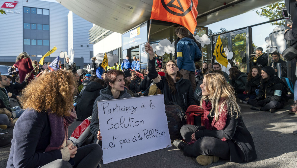 Klimatski aktivisti blokirali privatni zračni terminal u Ženevi