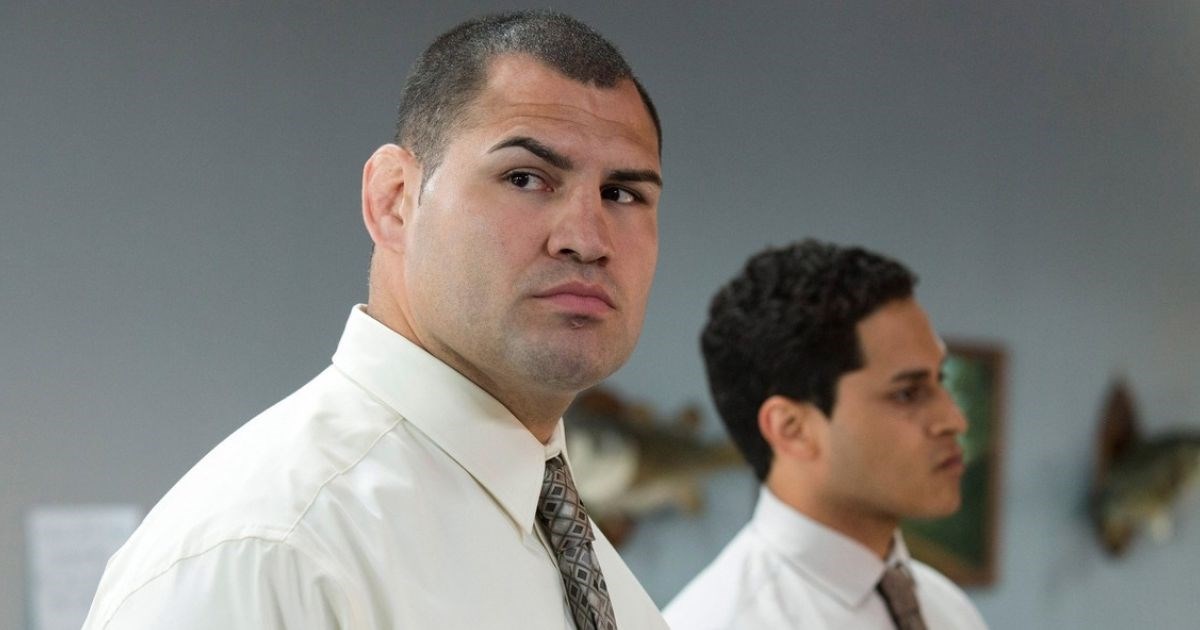 Bivši UFC prvak izrešetao auto osumnjičenom pedofilu. Zatvoren je, stigla nova tužba